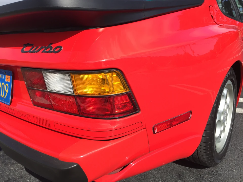 1987 Porsche 944 Turbo - Image 8 of 31