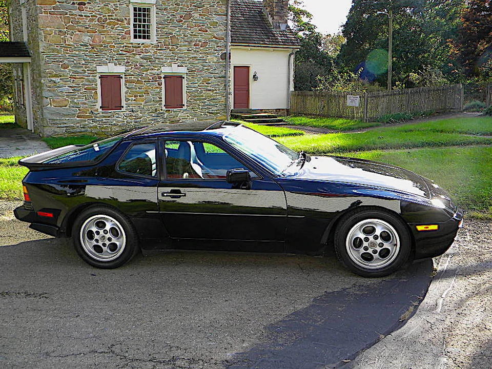 1987 Porsche 944 Turbo - Image 14 of 31