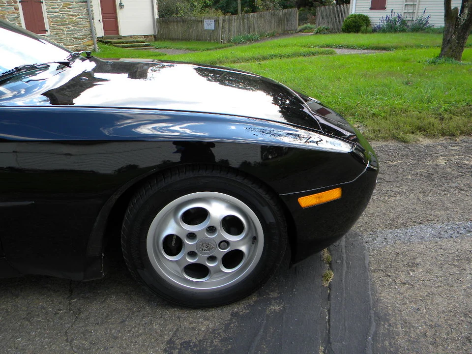 1987 Porsche 944 Turbo - Image 28 of 31