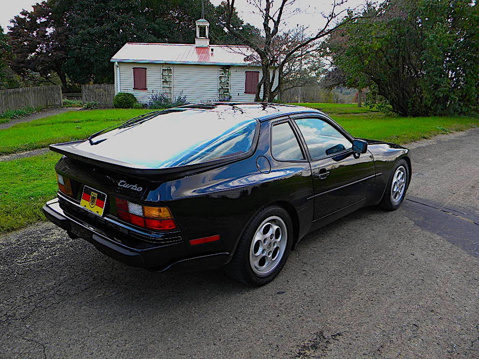 1987 Porsche 944 Turbo - Image 11 of 31