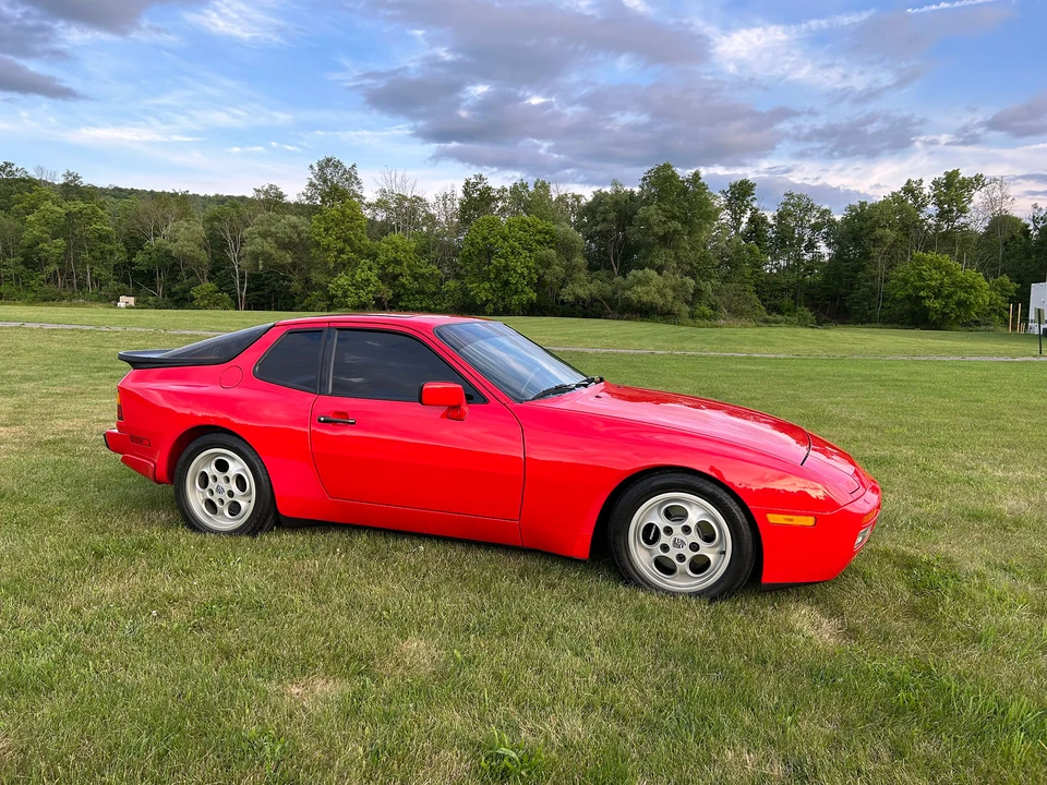 1987 Porsche 944 Turbo - Image 13 of 31