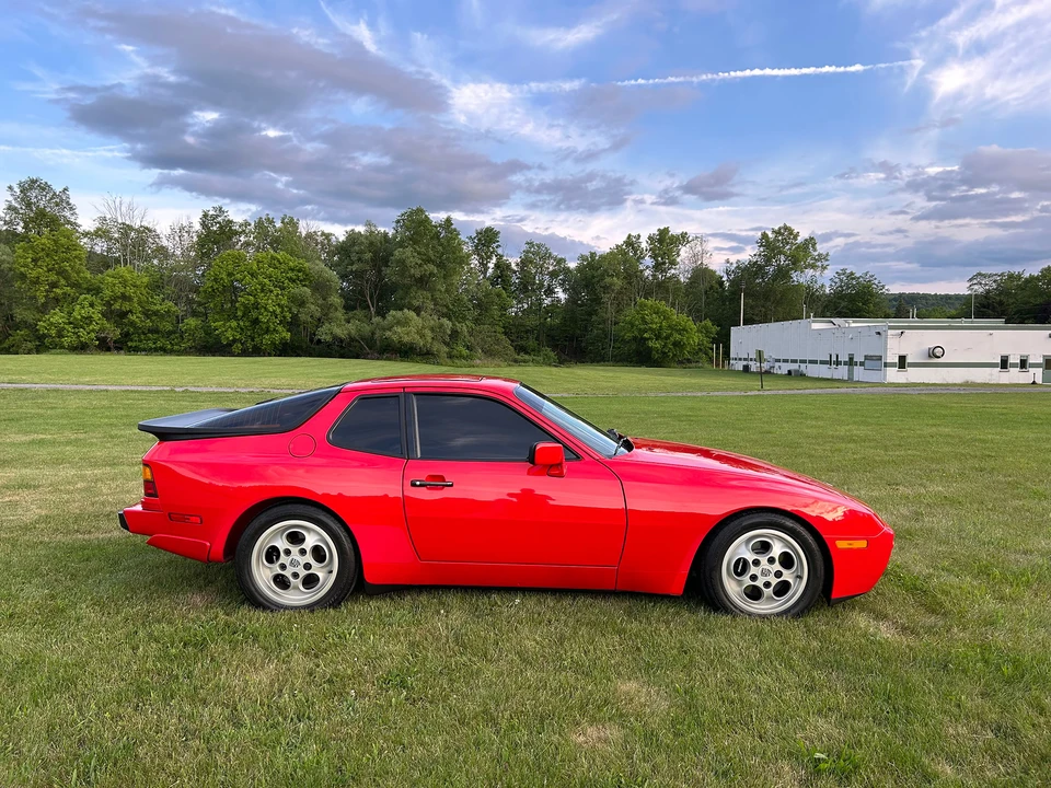1987 Porsche 944 Turbo - Image 14 of 31