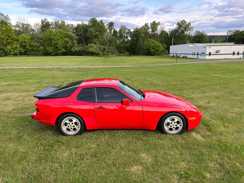1987 Porsche 944 Turbo - Image 15 of 31