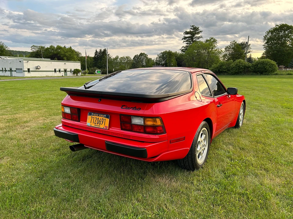 1987 Porsche 944 Turbo - Image 20 of 31