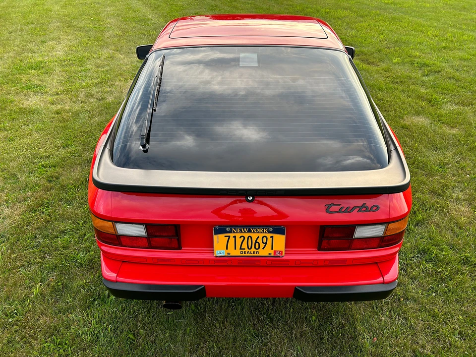 1987 Porsche 944 Turbo - Image 23 of 31