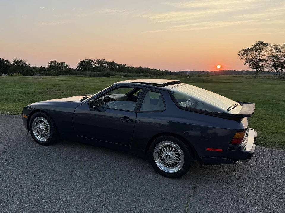 1987 Porsche 944 Turbo - Image 11 of 31