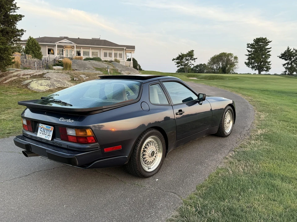 1987 Porsche 944 Turbo - Image 21 of 31