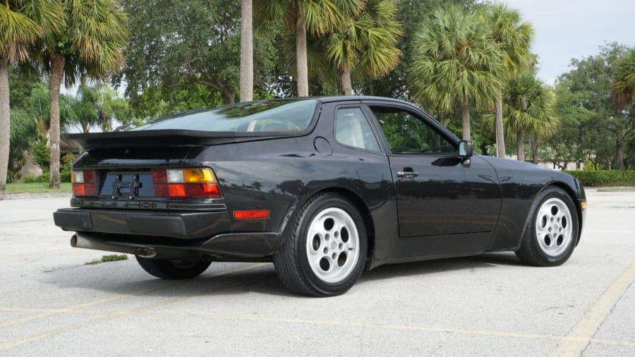1987 Porsche 944 Turbo - Image 3 of 10