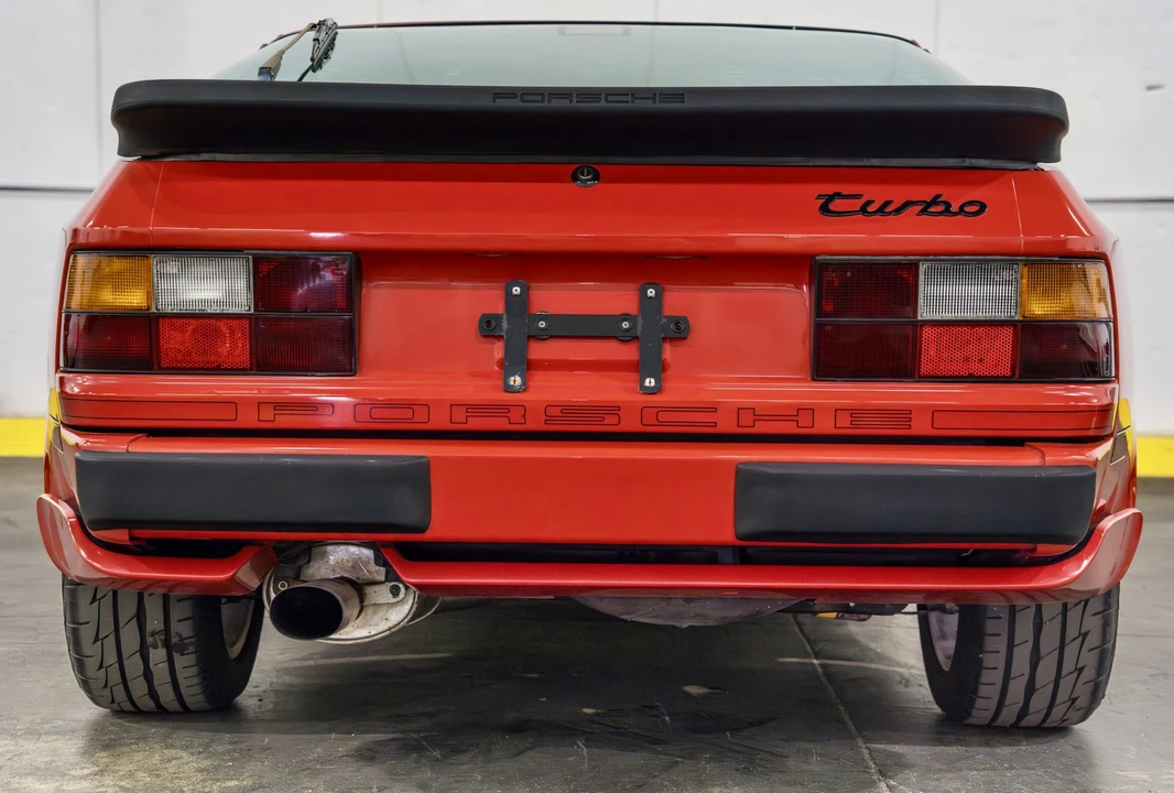 1987 Porsche 944 Turbo - Image 10 of 31