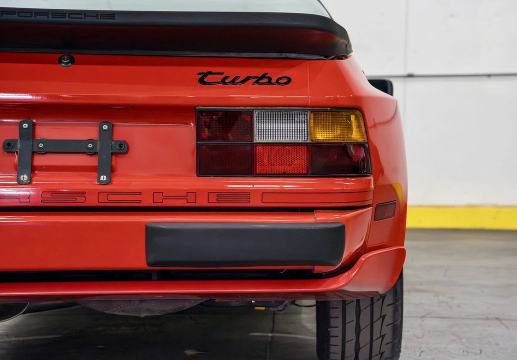 1987 Porsche 944 Turbo - Image 26 of 31