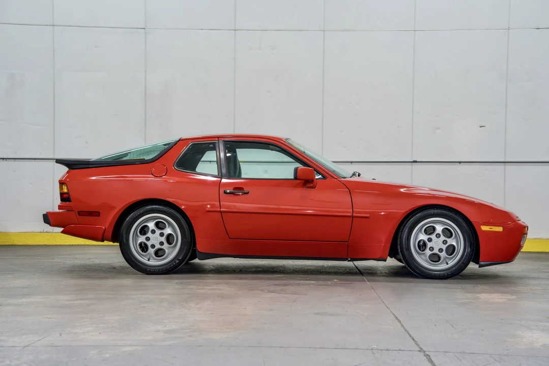 1987 Porsche 944 Turbo - Image 12 of 31
