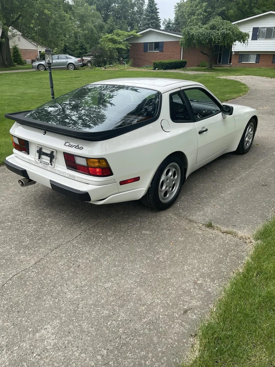 1987 Porsche 944 Turbo - Image 6 of 31