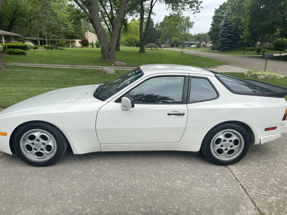 1987 Porsche 944 Turbo - Image 4 of 31