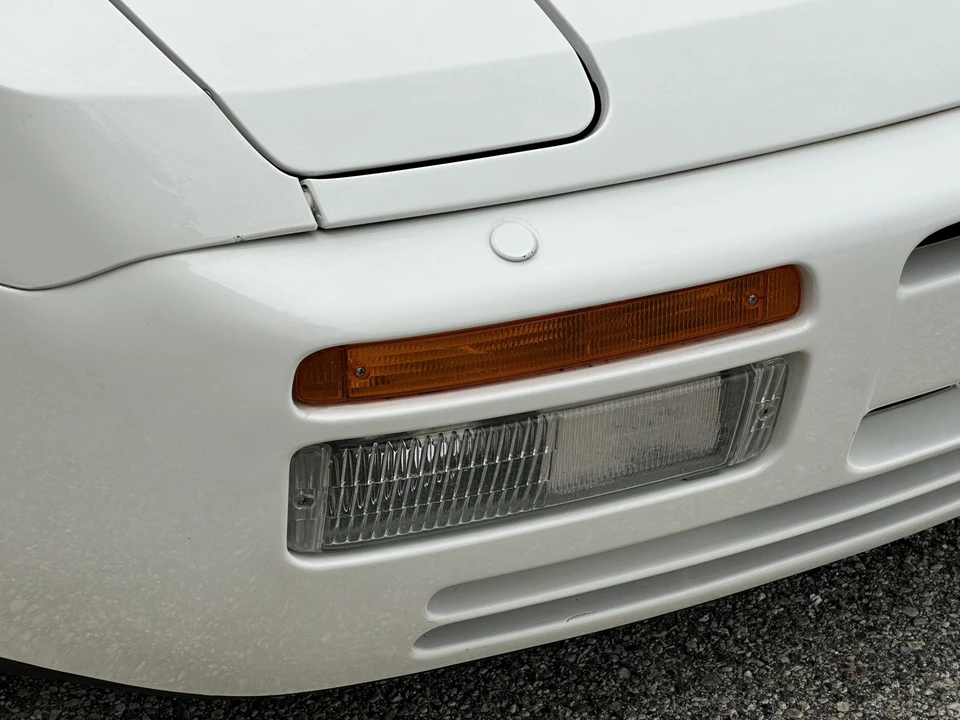 1987 Porsche 944 Turbo - Image 19 of 31