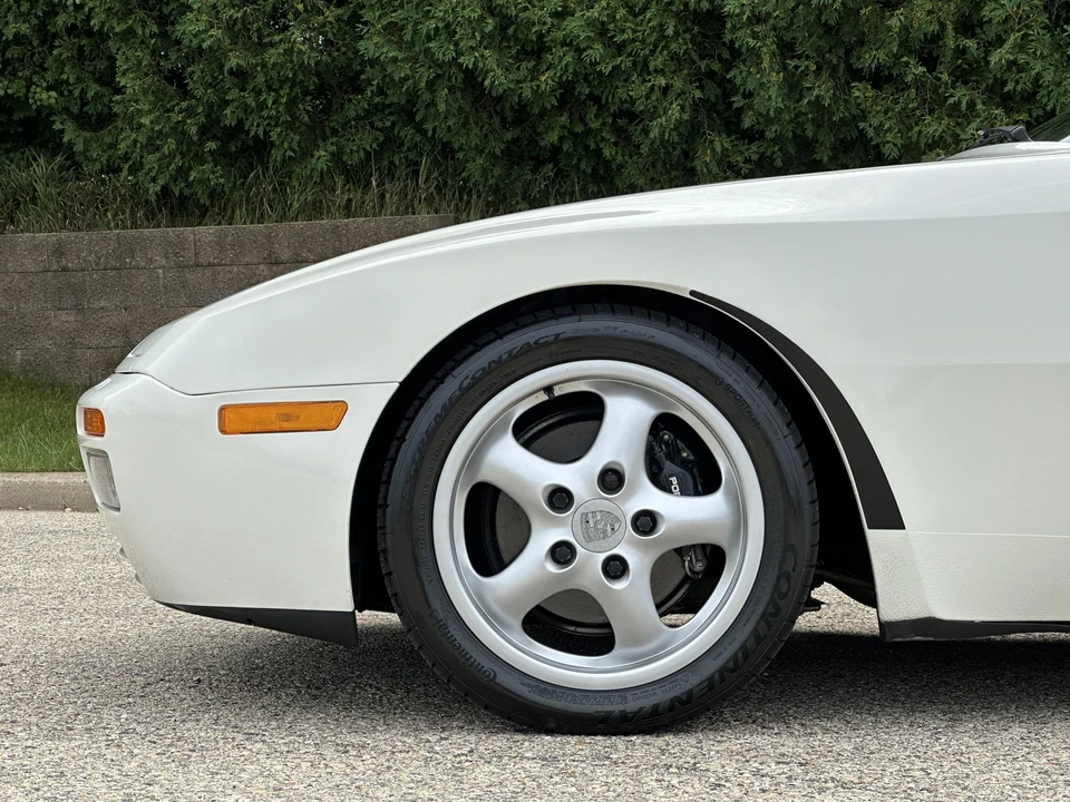 1987 Porsche 944 Turbo - Image 26 of 31
