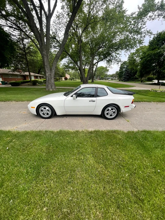 1987 Porsche 944 Turbo - Image 16 of 31