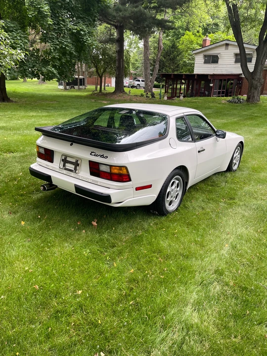 1987 Porsche 944 Turbo - Image 24 of 31