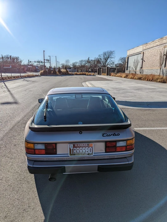 1987 Porsche 944 Turbo - Image 8 of 31