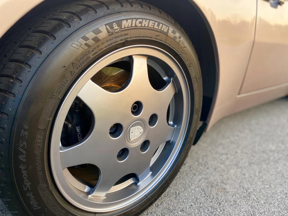 1987 Porsche 944 Turbo - Image 25 of 31