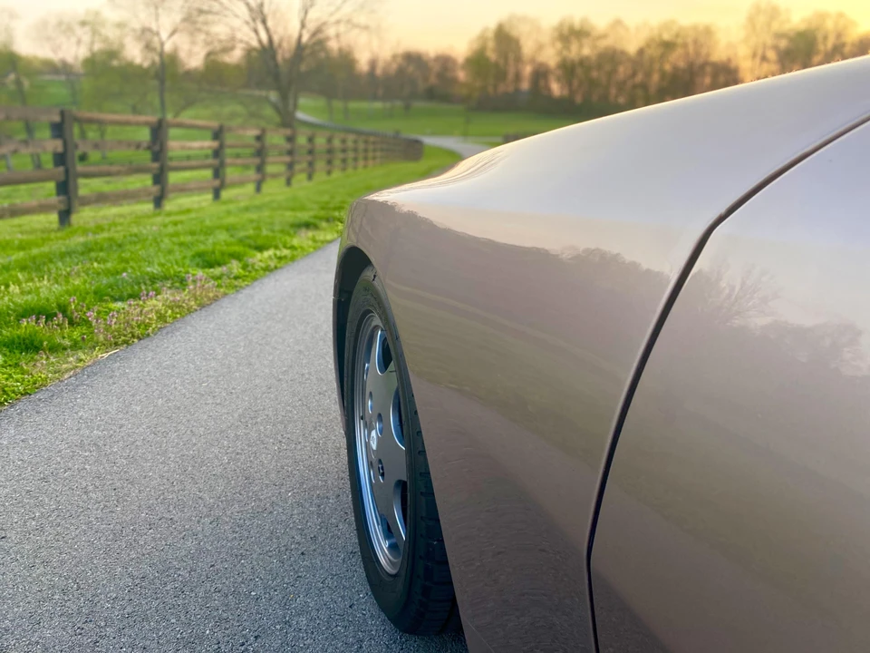 1987 Porsche 944 Turbo - Image 12 of 31