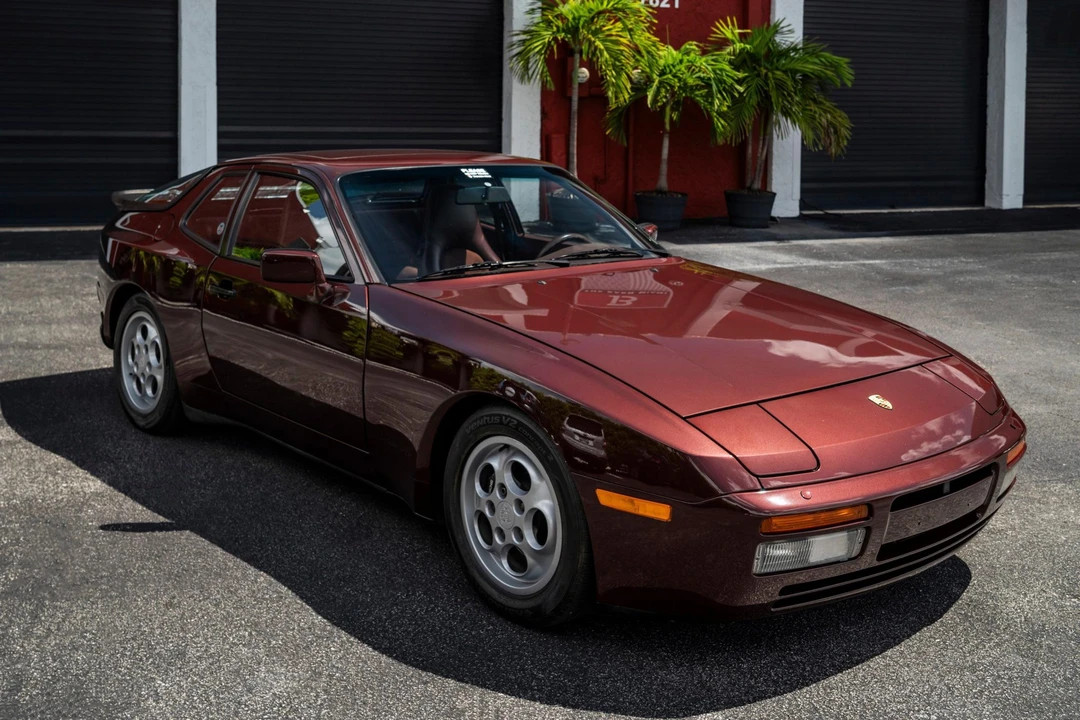 1987 Porsche 944 Turbo - Image 17 of 31