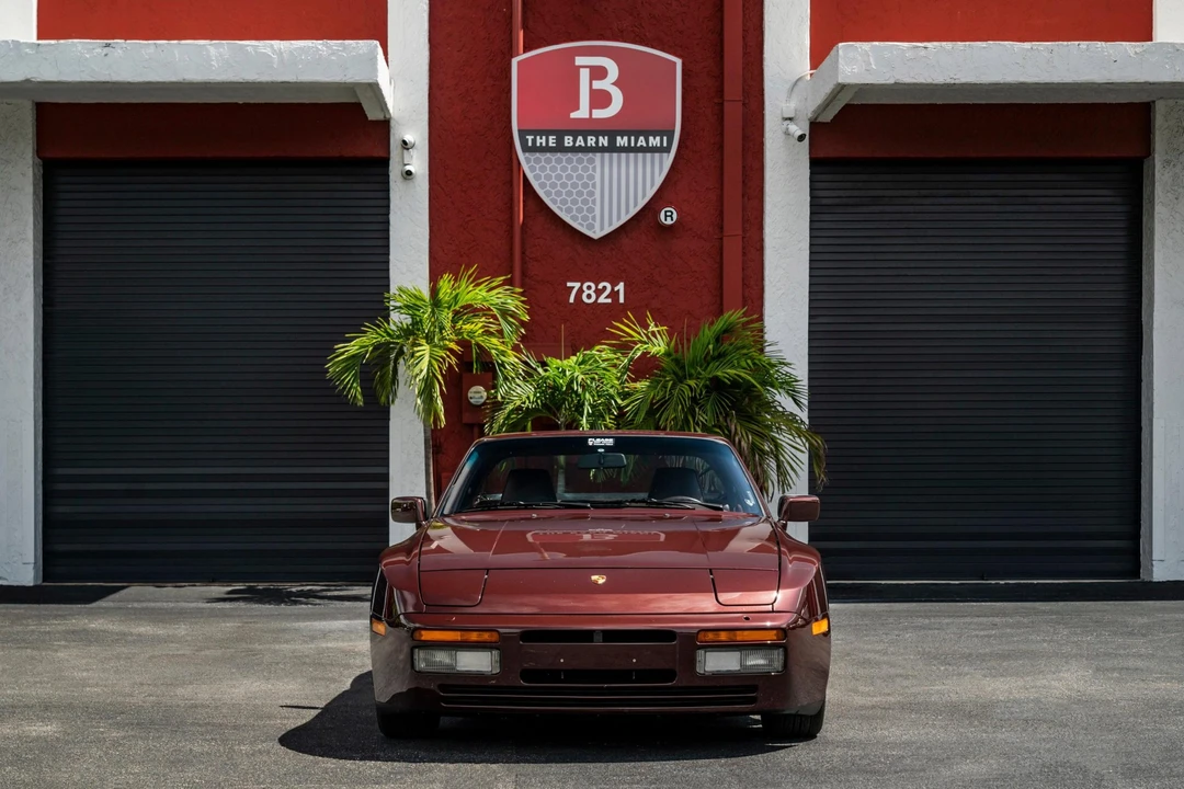 1987 Porsche 944 Turbo - Image 18 of 31