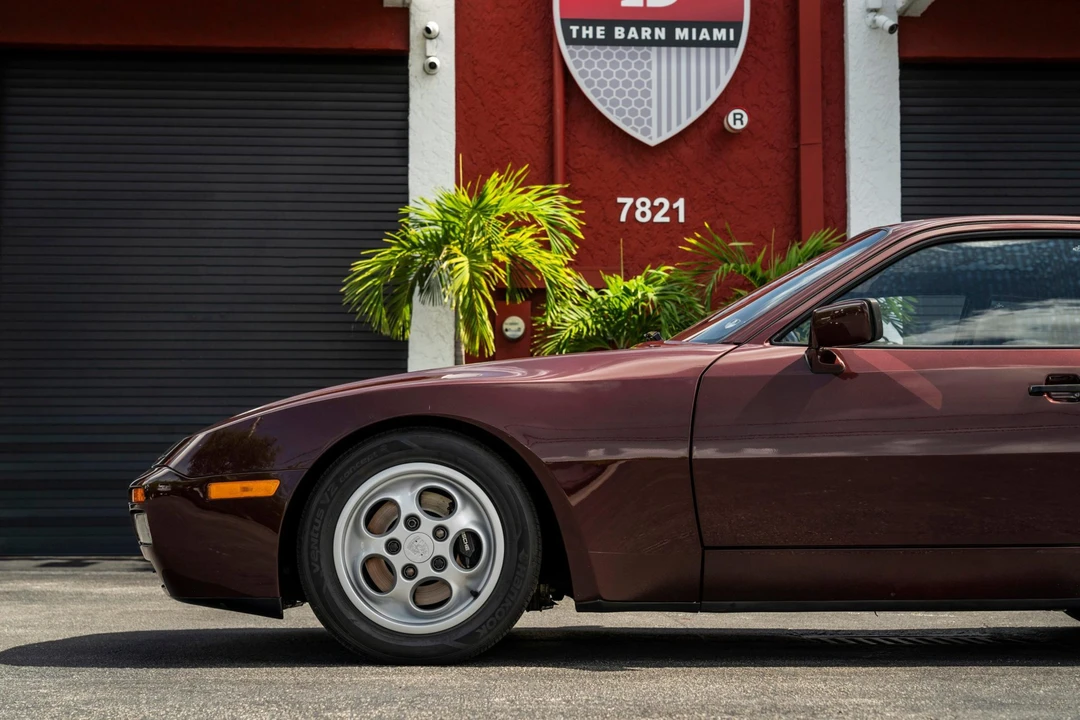 1987 Porsche 944 Turbo - Image 29 of 31
