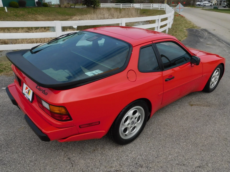 1987 Porsche 944 Turbo - Image 8 of 31