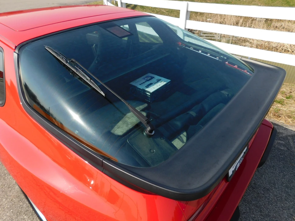 1987 Porsche 944 Turbo - Image 24 of 31
