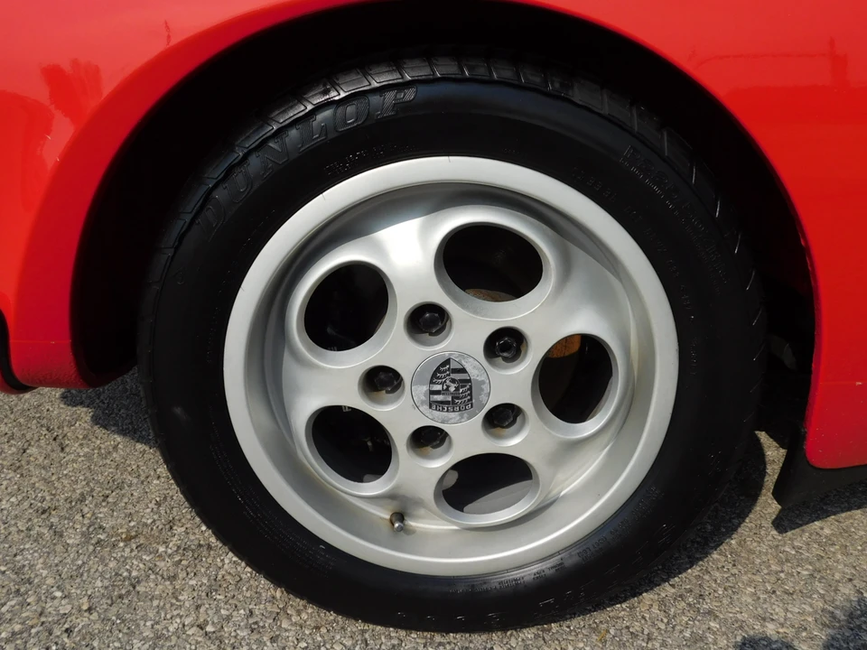 1987 Porsche 944 Turbo - Image 28 of 31