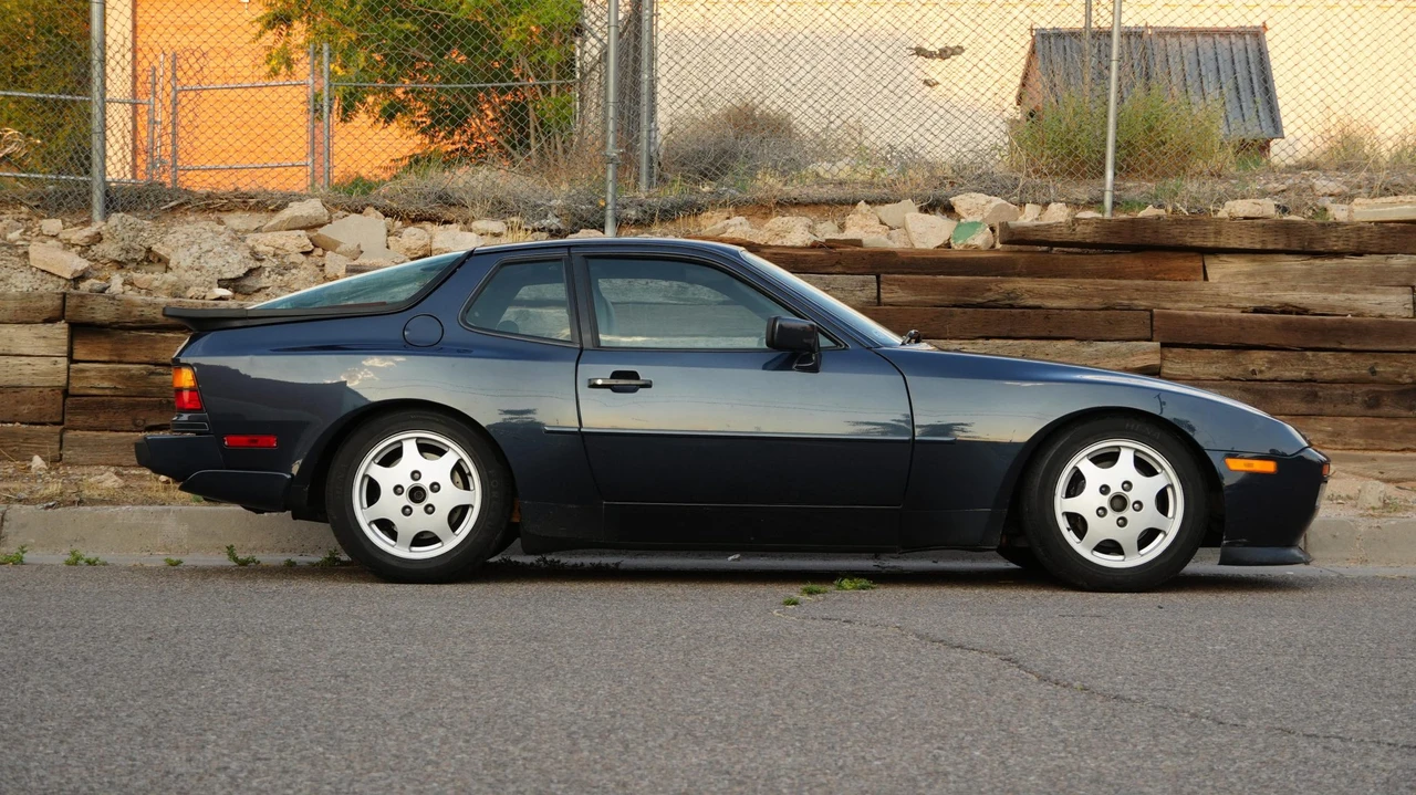 1987 Porsche 944 Turbo - Image 8 of 31