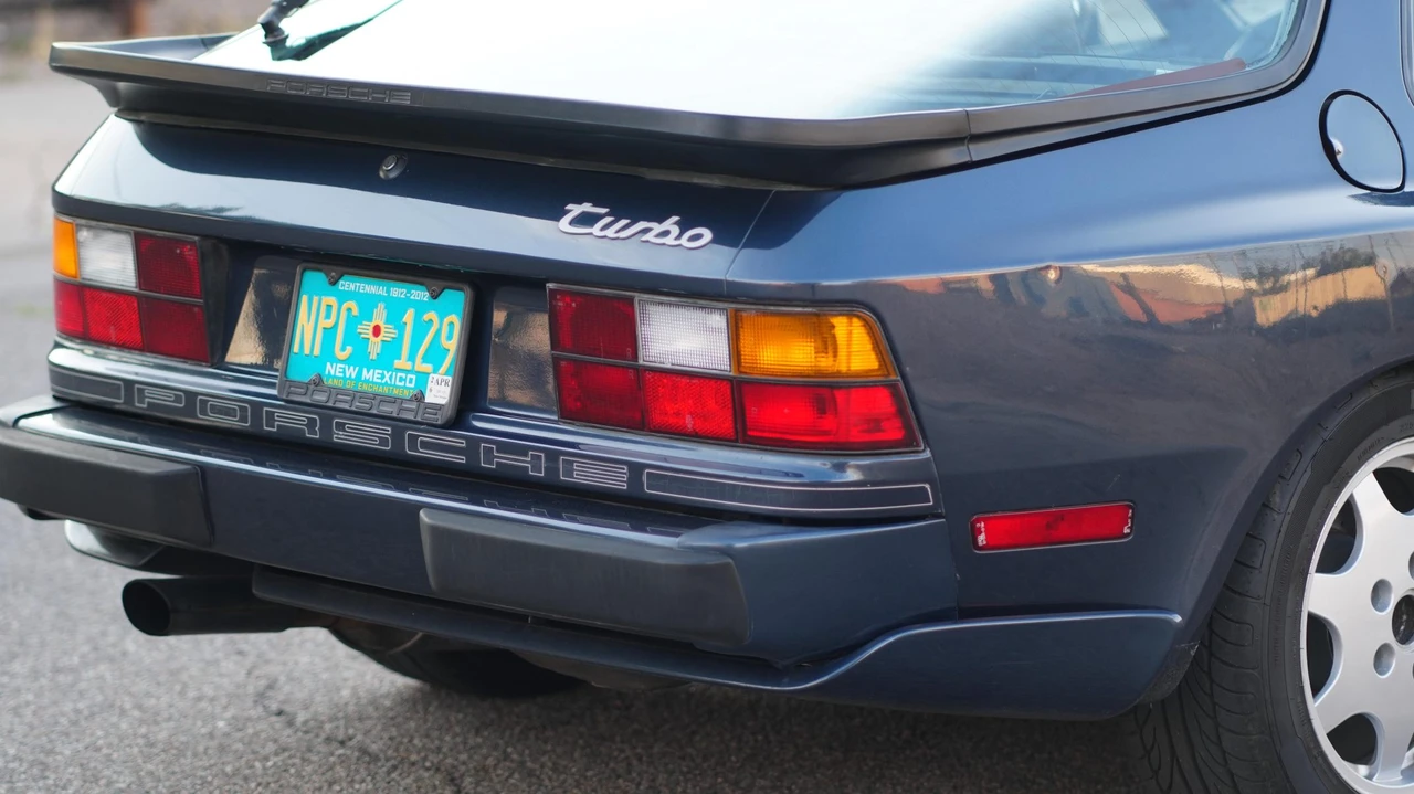 1987 Porsche 944 Turbo - Image 19 of 31