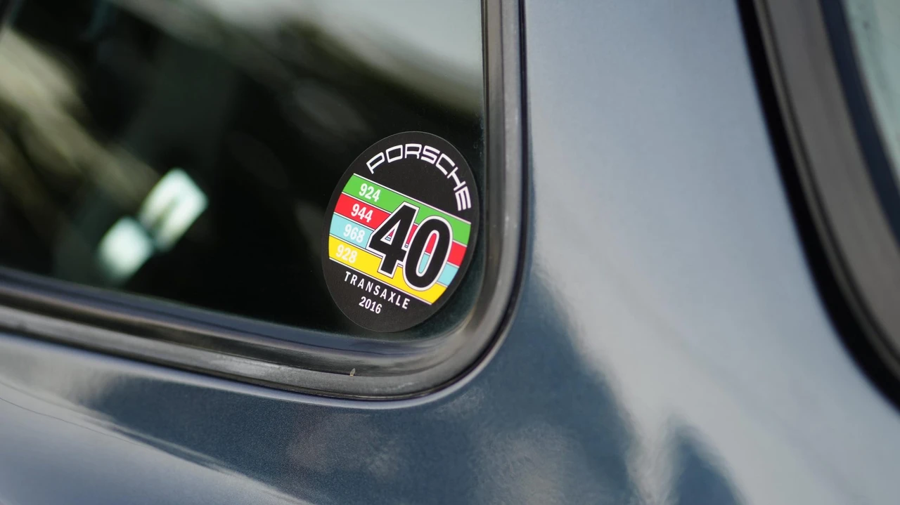 1987 Porsche 944 Turbo - Image 27 of 31