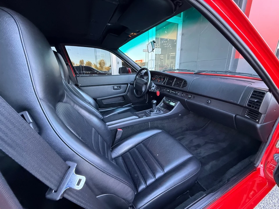 1987 Porsche 944 Turbo - Image 21 of 31