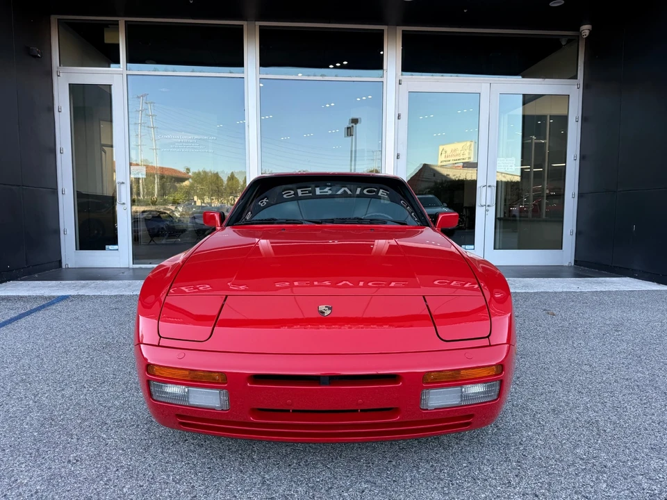 1987 Porsche 944 Turbo - Image 13 of 31