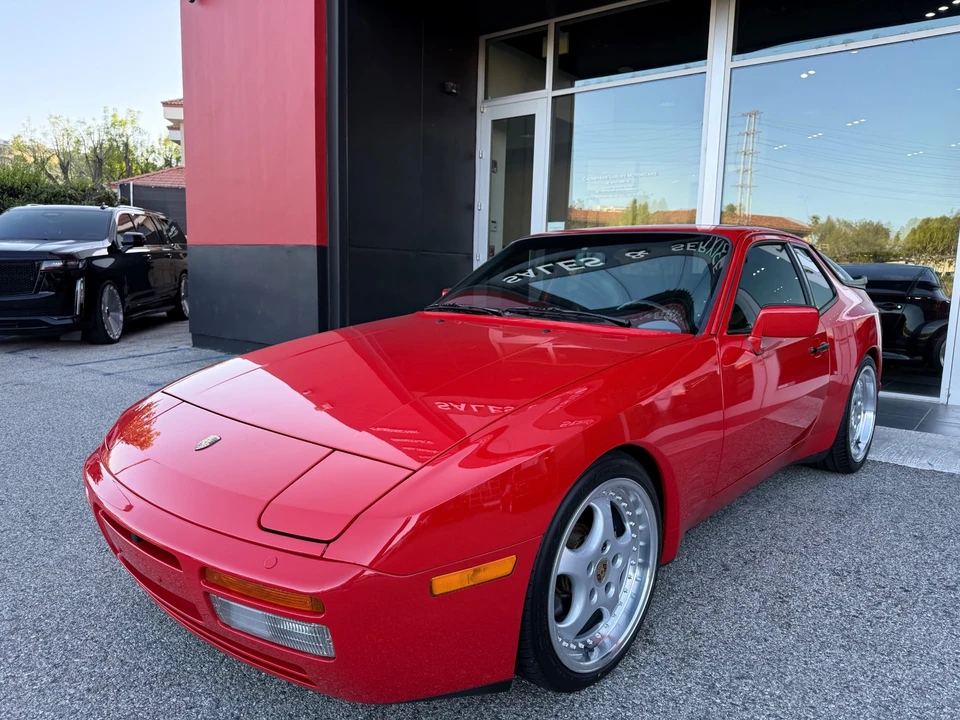 1987 Porsche 944 Turbo - Image 15 of 31