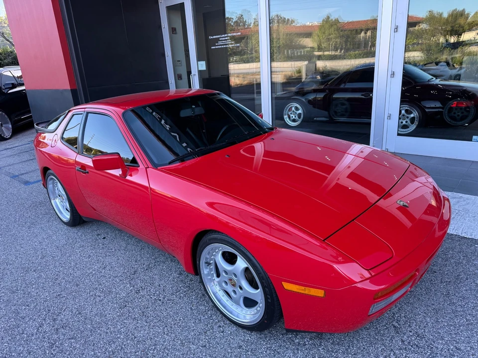 1987 Porsche 944 Turbo - Image 3 of 31