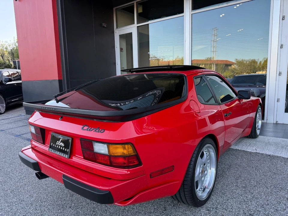 1987 Porsche 944 Turbo - Image 18 of 31