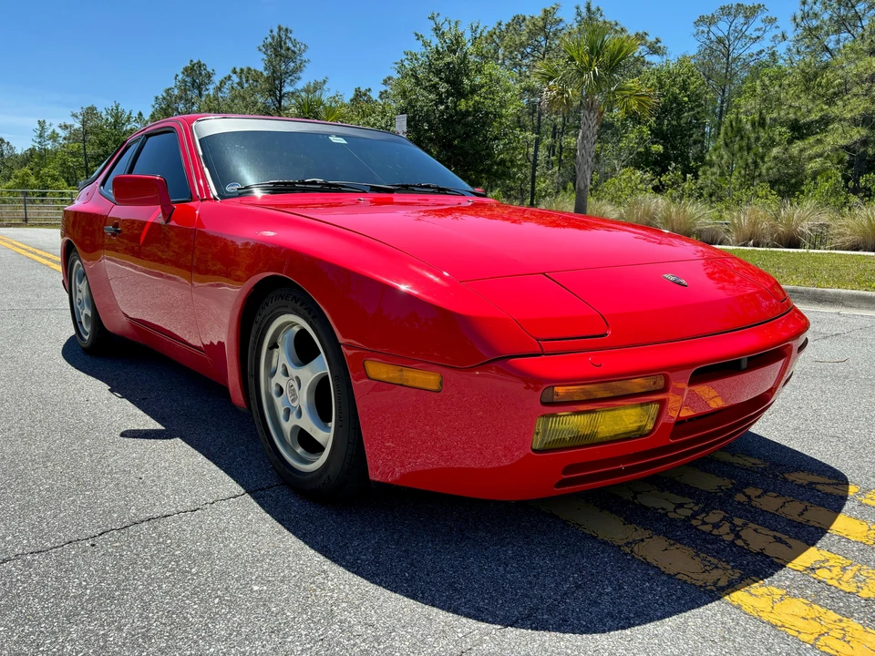 1987 Porsche 944 Turbo - Image 12 of 31