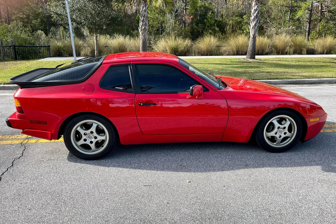 1987 Porsche 944 Turbo - Image 3 of 31