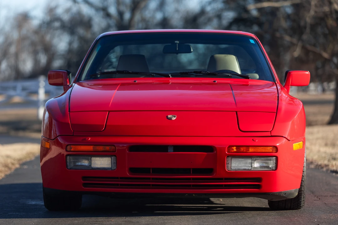1987 Porsche 944 Turbo - Image 24 of 31