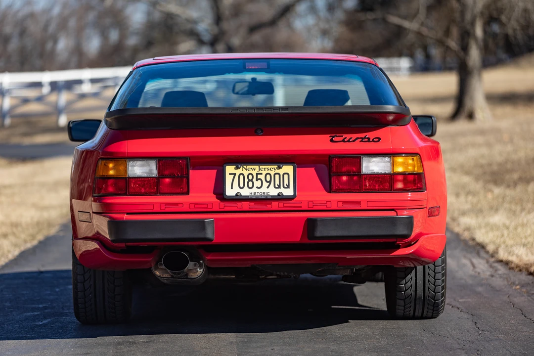 1987 Porsche 944 Turbo - Image 16 of 31
