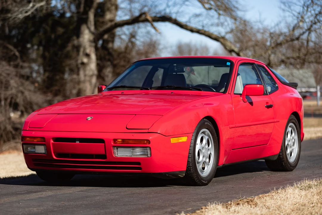 1987 Porsche 944 Turbo - Image 12 of 31