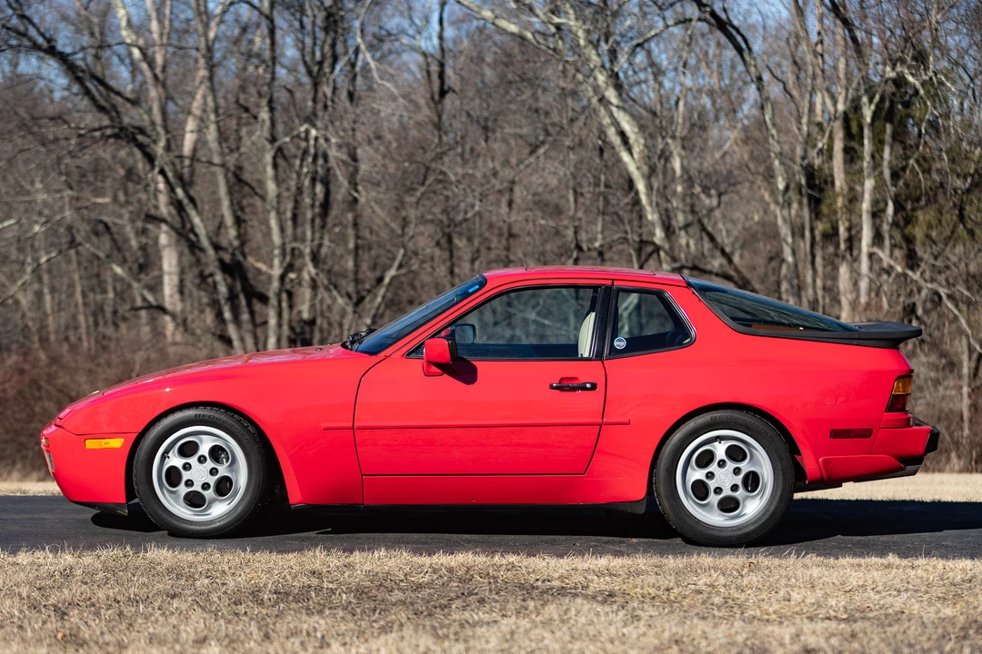 1987 Porsche 944 Turbo - Image 13 of 31