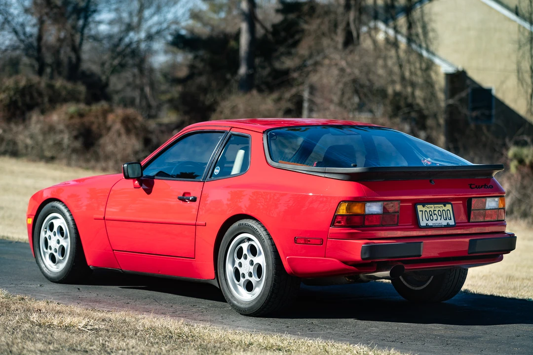1987 Porsche 944 Turbo - Image 14 of 31