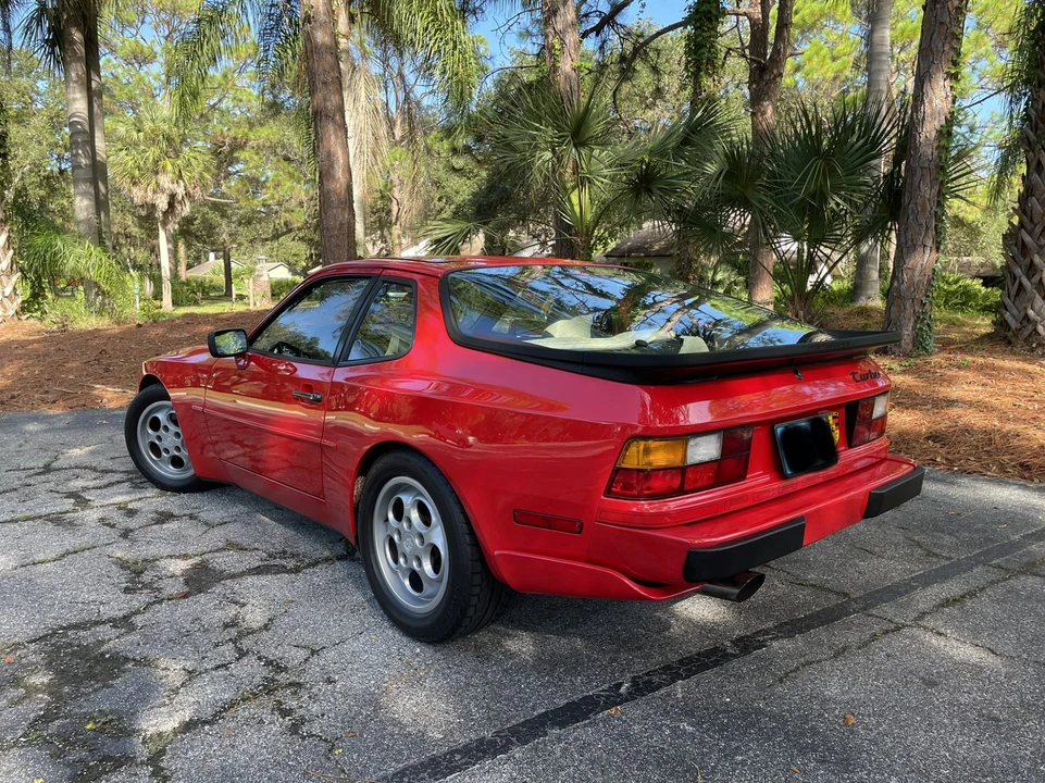 1987 Porsche 944 Turbo - Image 4 of 31