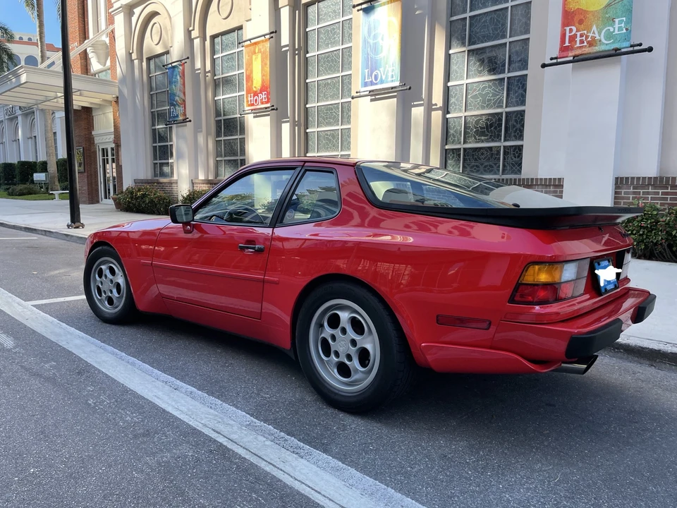 1987 Porsche 944 Turbo - Image 16 of 31
