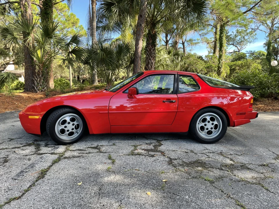 1987 Porsche 944 Turbo - Image 3 of 31