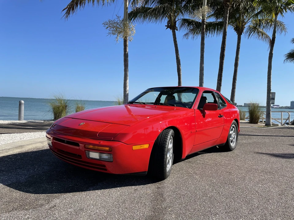 1987 Porsche 944 Turbo - Image 11 of 31