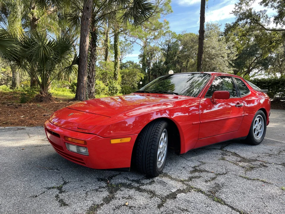 1987 Porsche 944 Turbo - Image 2 of 31